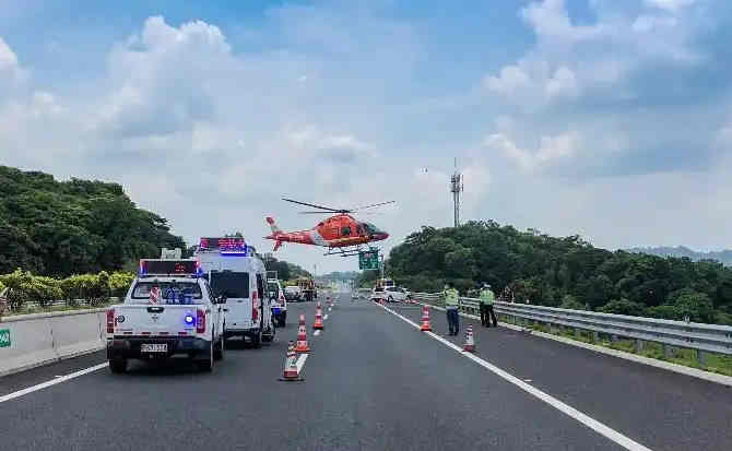 新平高速公路汽车救援案例